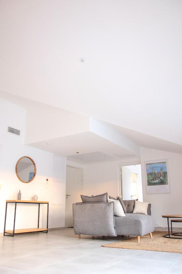 Appartement T3 A 5 Minutes Du Port Et De La Plage 37 Saint-Cyr-sur-Mer Exteriör bild