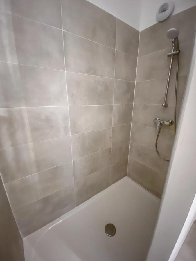 Appartement T3 A 5 Minutes Du Port Et De La Plage 37 Saint-Cyr-sur-Mer Exteriör bild